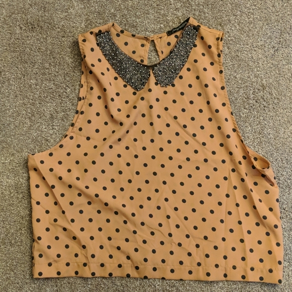 Sleveless Blouse - Picture 1 of 2
